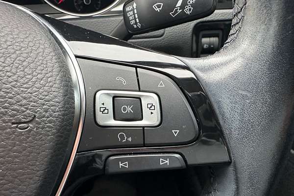2014 Volkswagen Golf 103TSI Highline 7