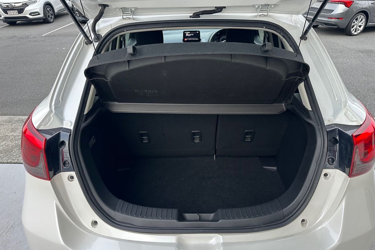 2018 Mazda 2 Maxx DJ Series