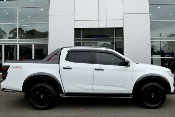 2021 Isuzu D-MAX X-TERRAIN 4X4