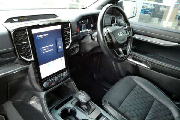 2023 Ford Everest Platinum 3.0L