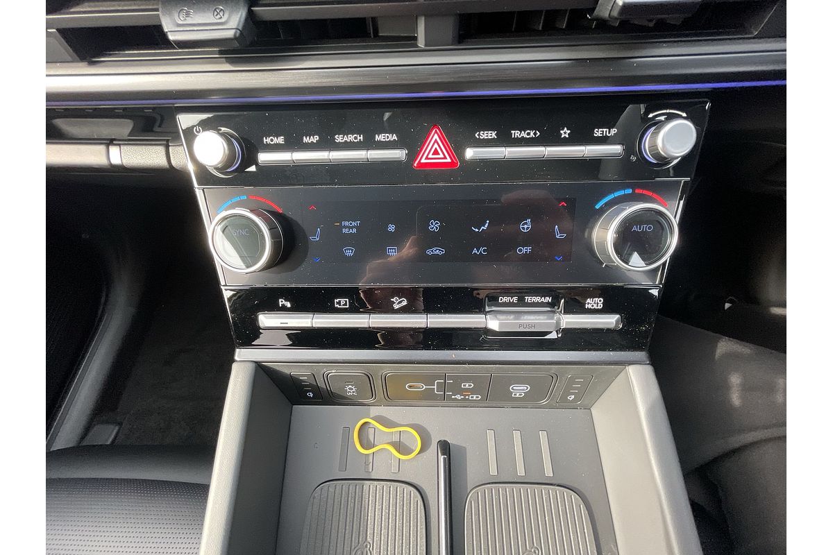 2025 Hyundai Santa Fe Calligraphy MX5.V1