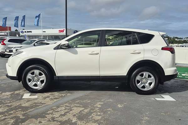 2017 Toyota RAV4 ASA44R MY17
