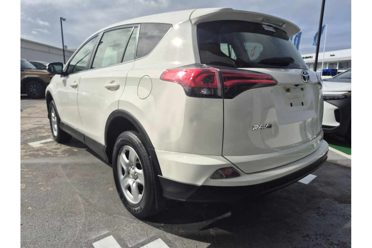 2017 Toyota RAV4 ASA44R MY17