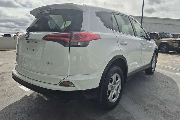 2017 Toyota RAV4 ASA44R MY17