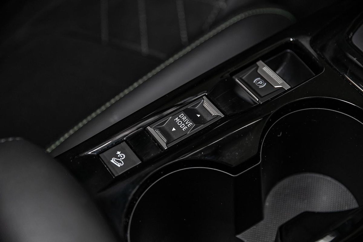 2023 Peugeot 2008 GT P24