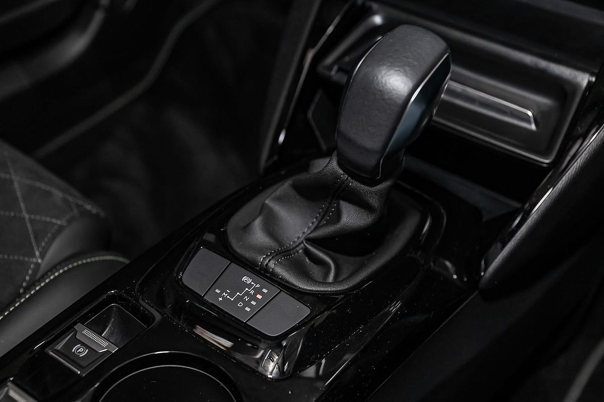2023 Peugeot 2008 GT P24