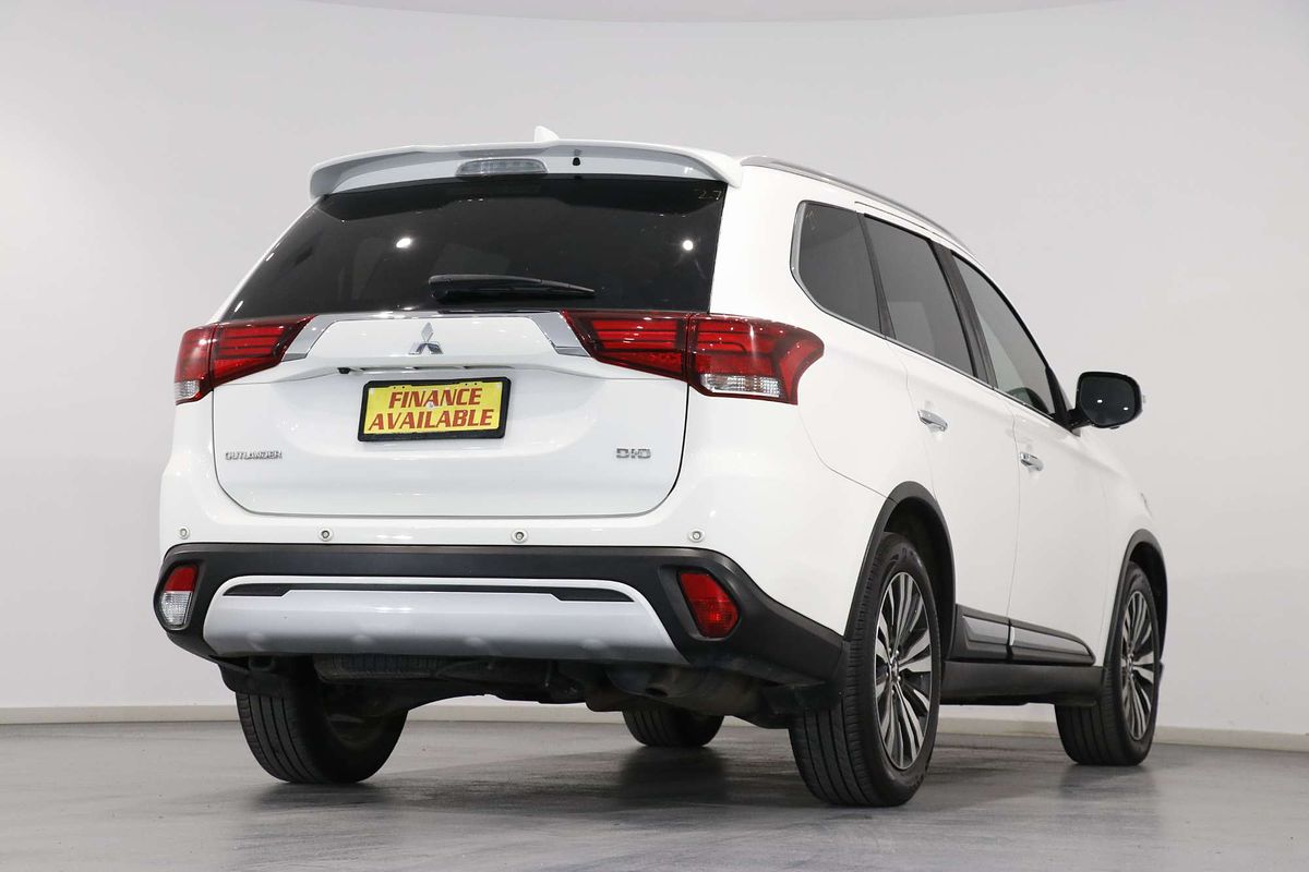 2020 Mitsubishi Outlander Exceed ZL