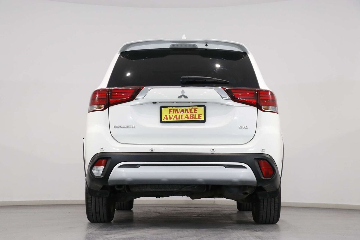 2020 Mitsubishi Outlander Exceed ZL