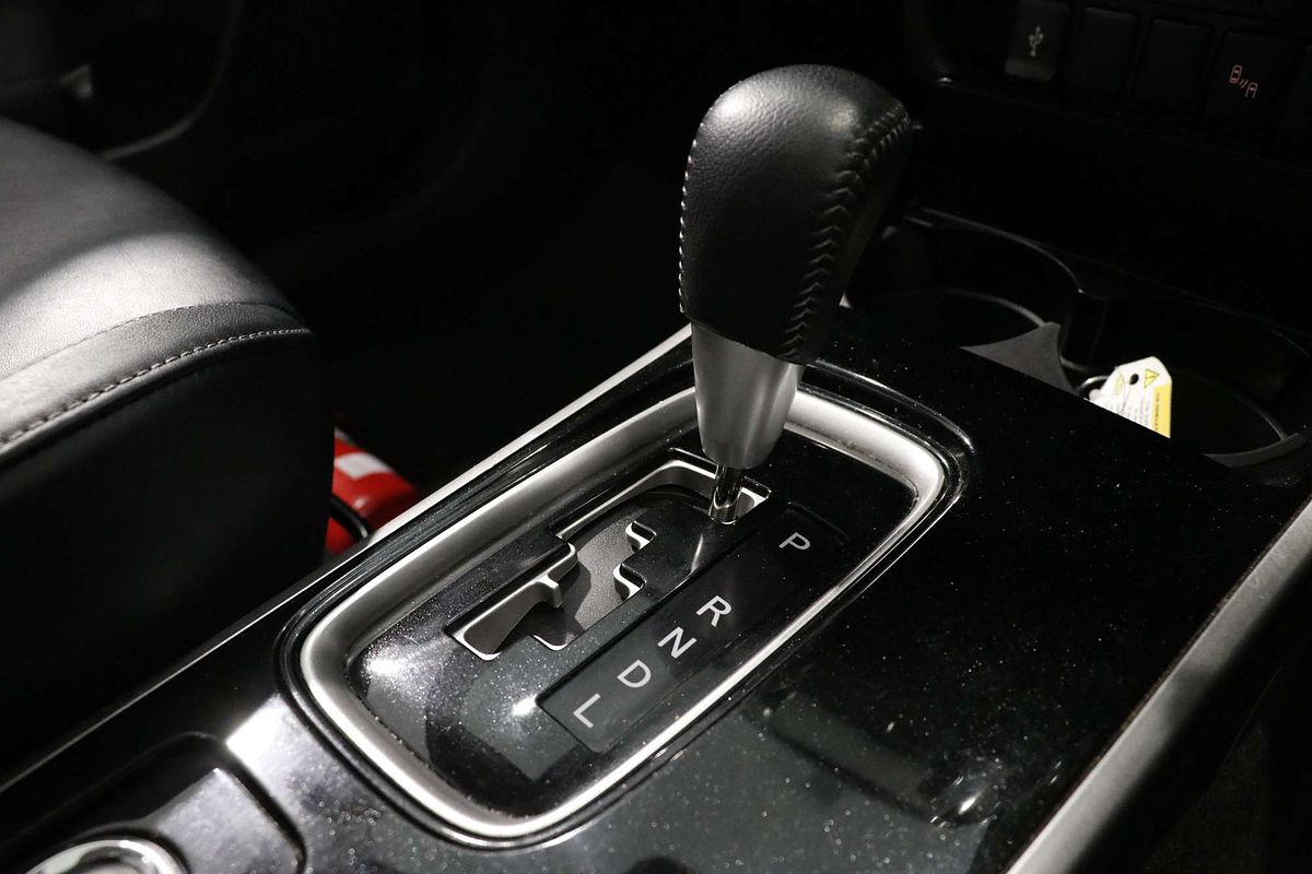 2020 Mitsubishi Outlander Exceed ZL