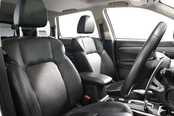 2020 Mitsubishi Outlander Exceed ZL
