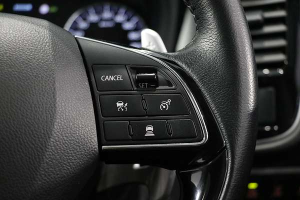 2020 Mitsubishi Outlander Exceed ZL