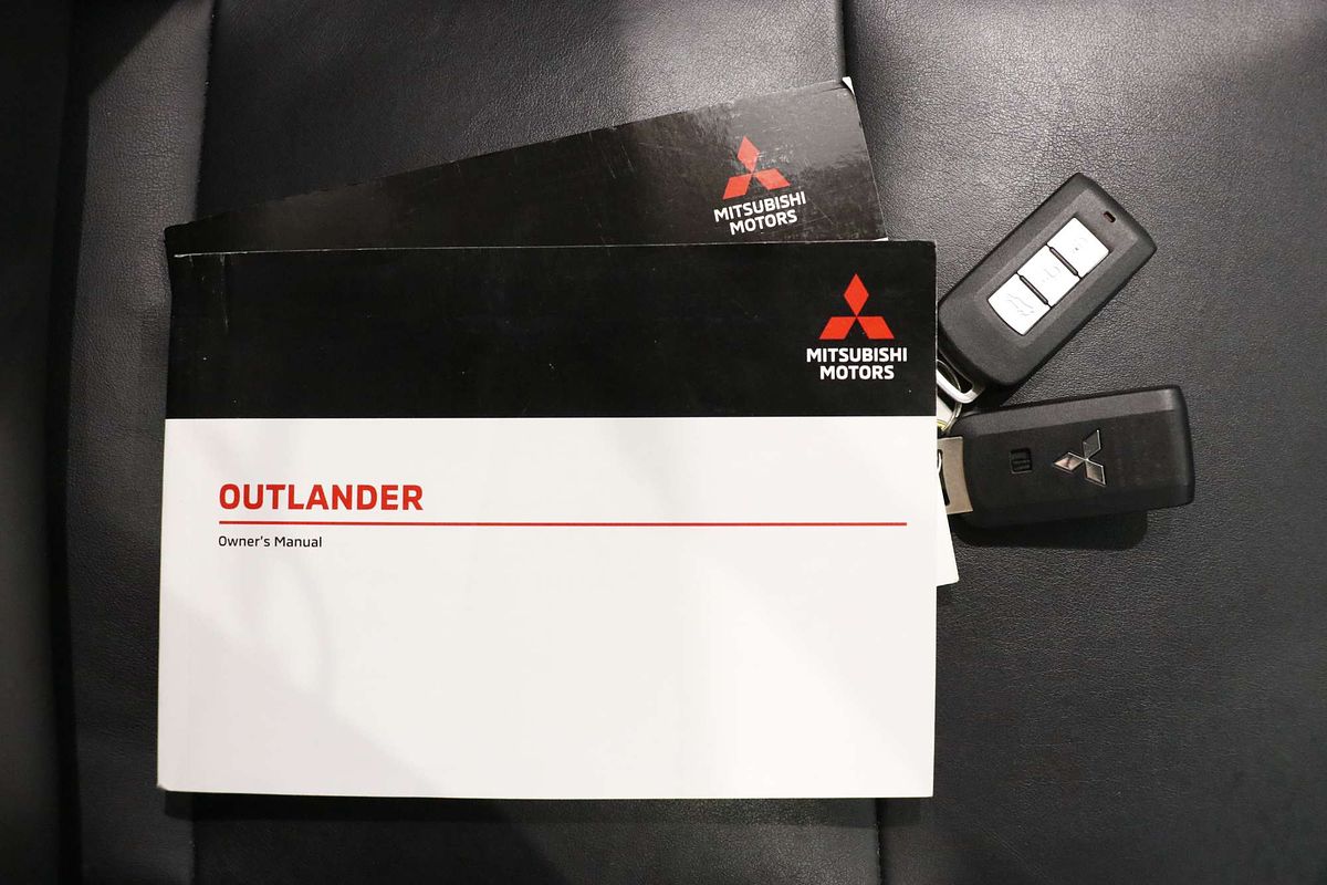 2020 Mitsubishi Outlander Exceed ZL