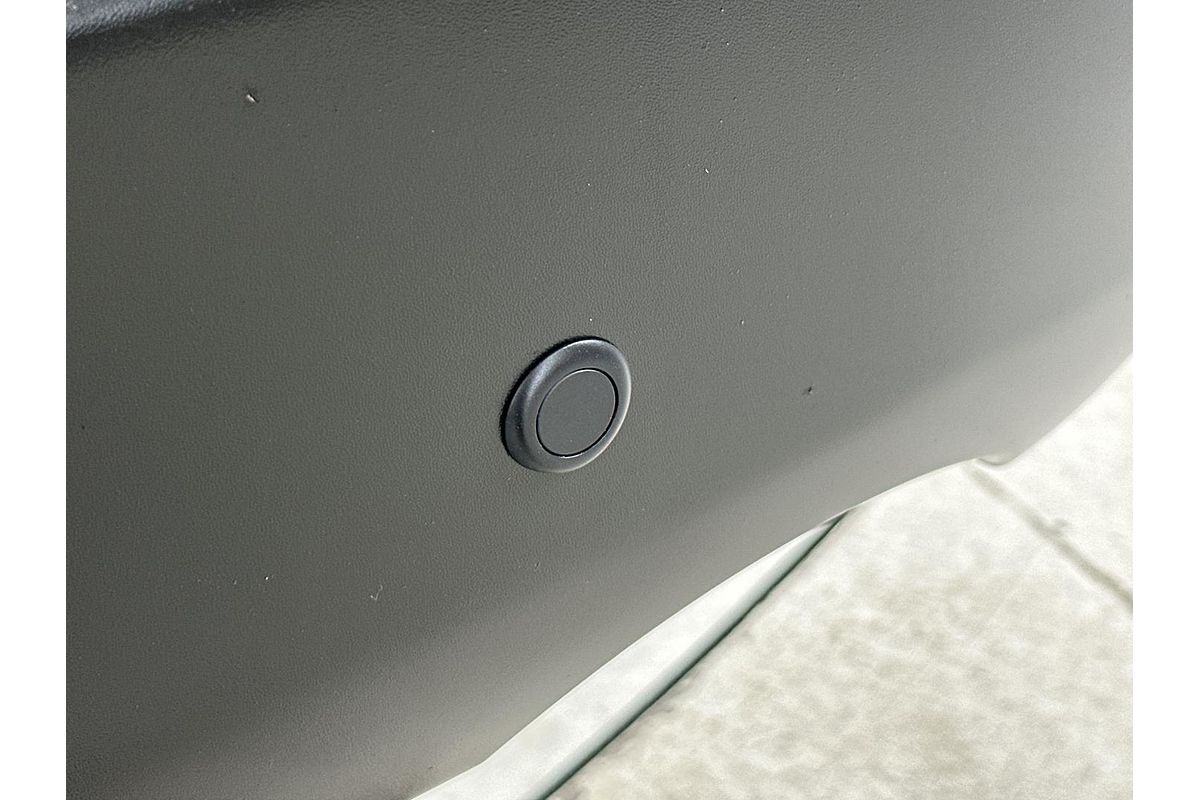 2018 Toyota Hiace Commuter TRH223R