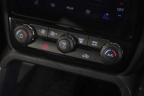 2024 Ford Everest Platinum 3.0L