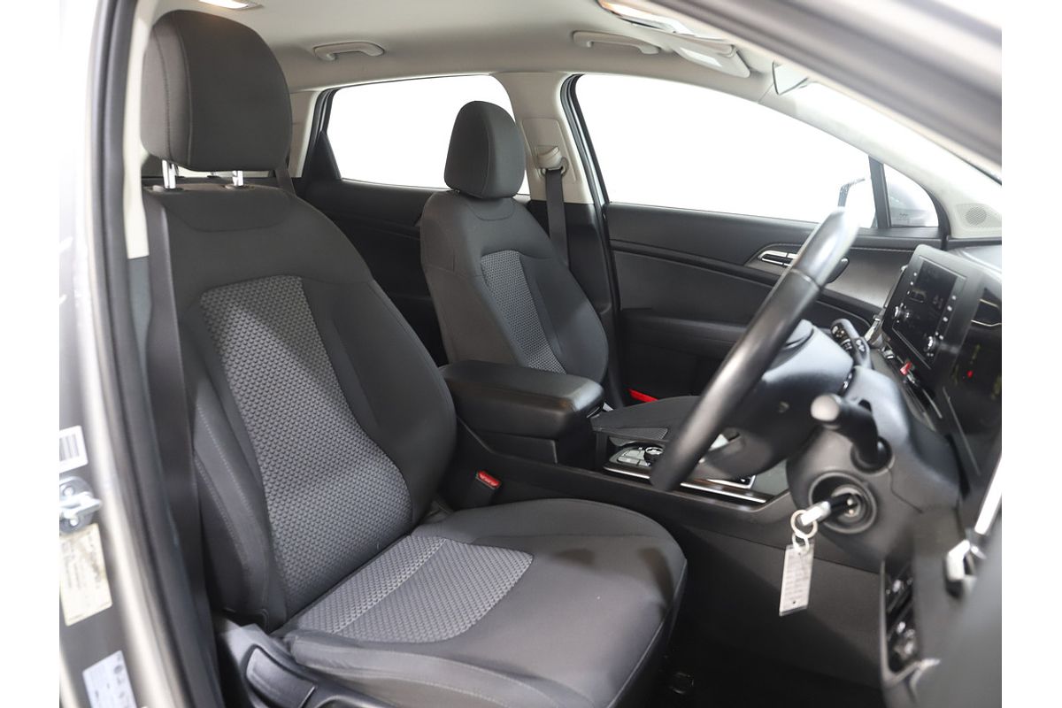 2022 Kia Sportage S NQ5