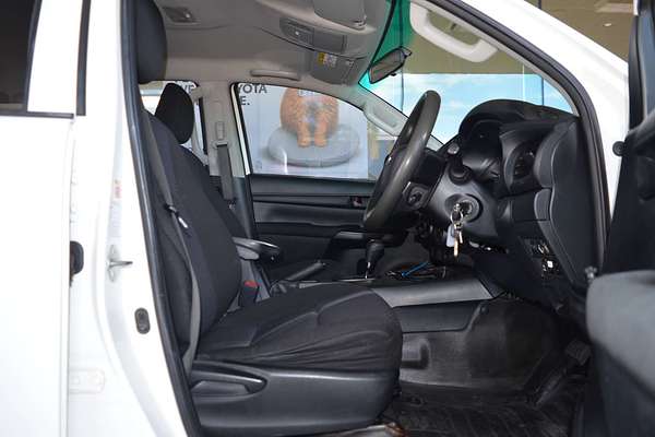 2018 Toyota Hilux Workmate GUN125R 4X4
