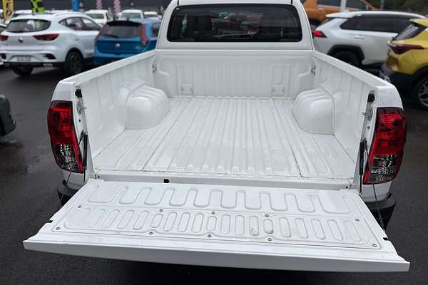 2018 Toyota Hilux Workmate GUN125R 4X4