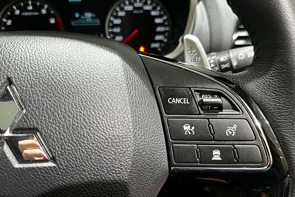 2024 Mitsubishi Eclipse Cross Exceed YB