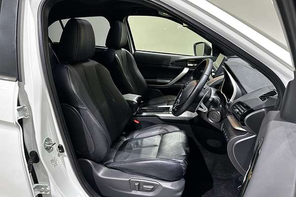 2024 Mitsubishi Eclipse Cross Exceed YB
