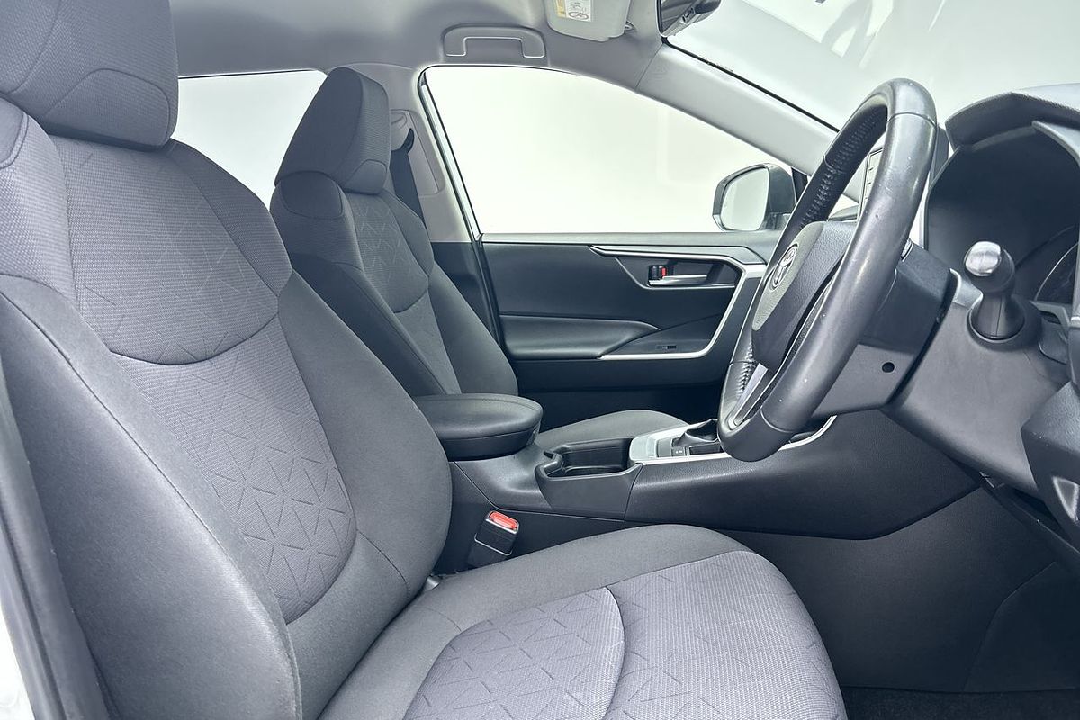 2021 Toyota RAV4 GXL AXAH52R