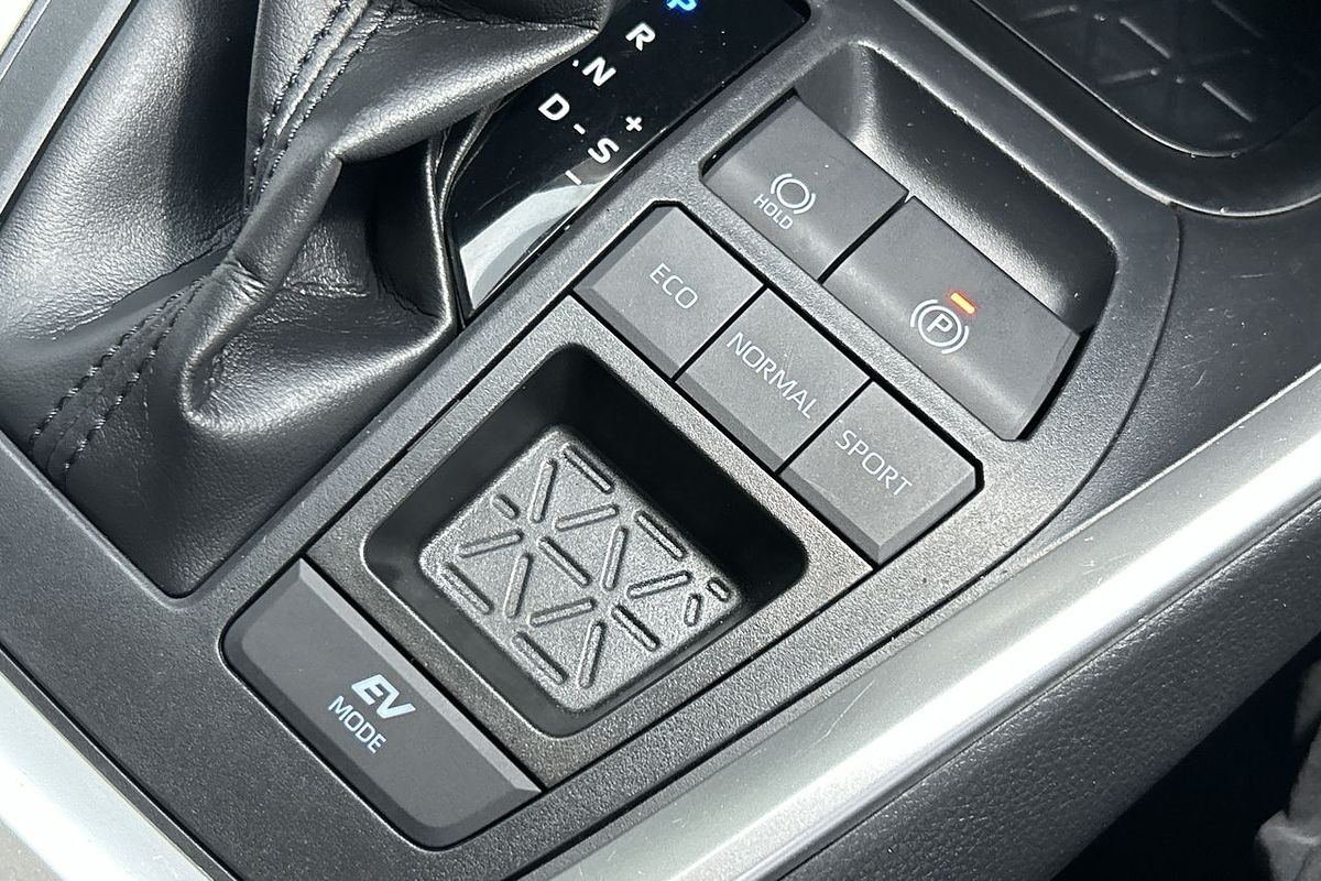 2021 Toyota RAV4 GXL AXAH52R