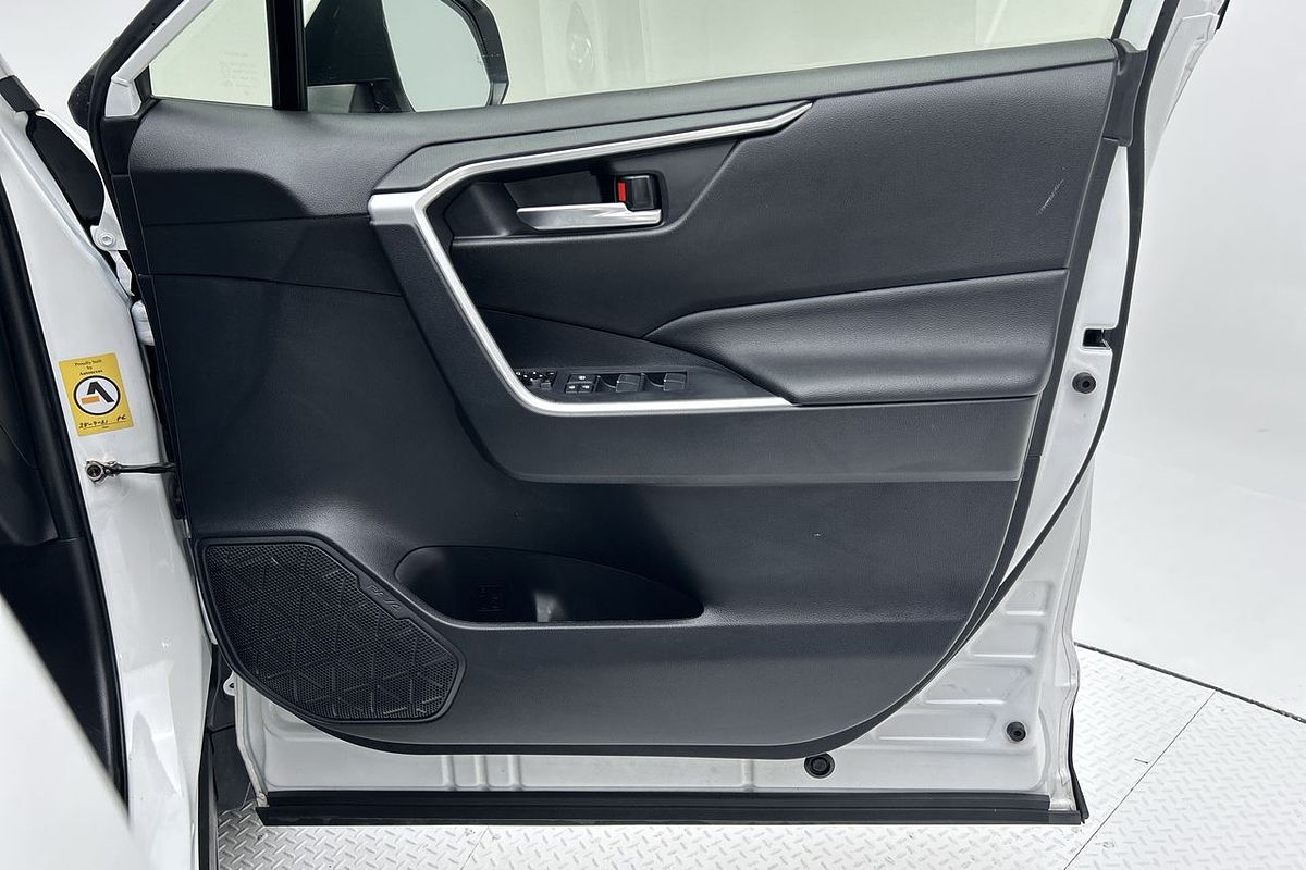 2021 Toyota RAV4 GXL AXAH52R