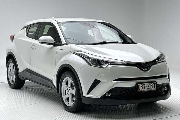 2018 Toyota C-HR  NGX50R