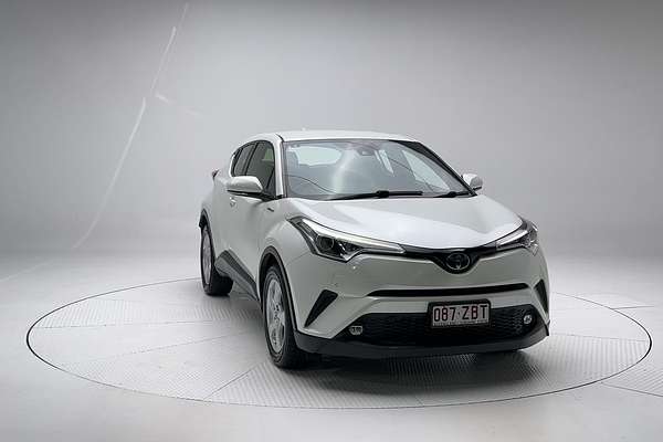 2018 Toyota C-HR  NGX50R