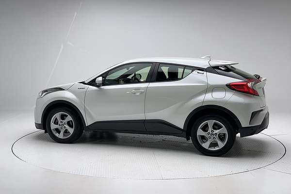 2018 Toyota C-HR  NGX50R