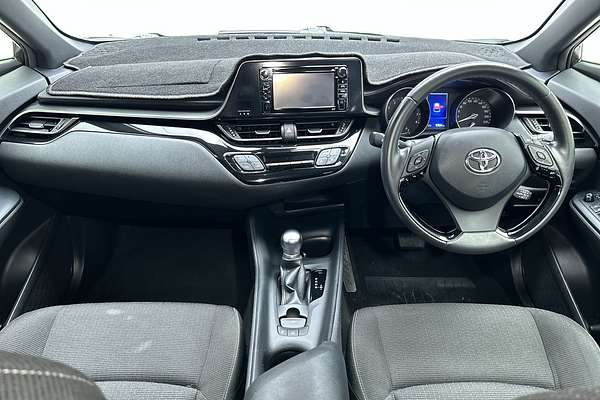 2018 Toyota C-HR  NGX50R
