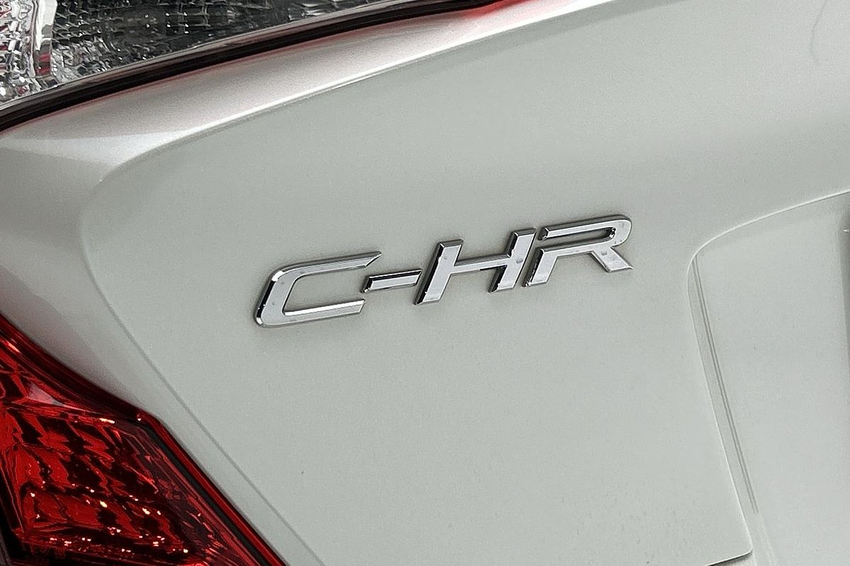 2018 Toyota C-HR  NGX50R