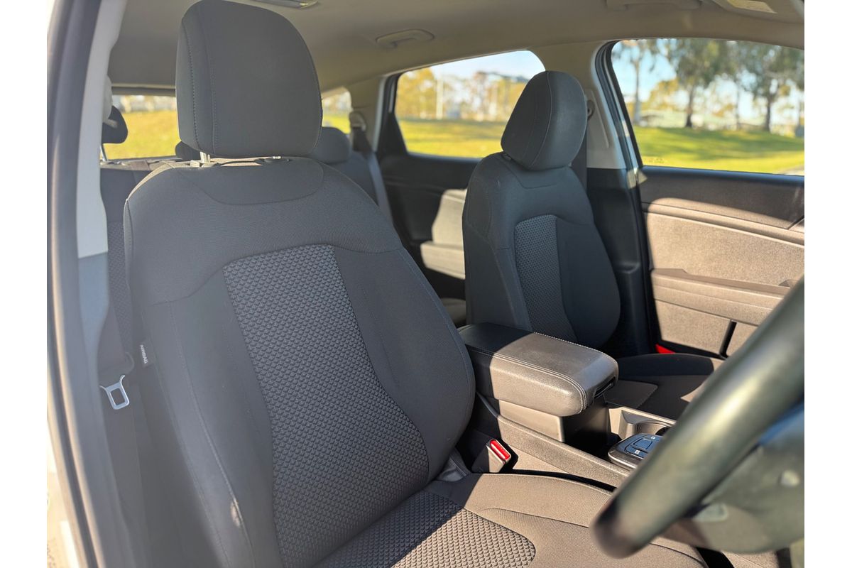 2023 Kia Sportage S NQ5