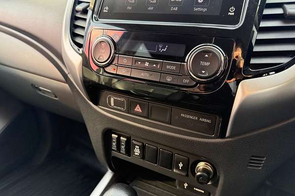 2017 Mitsubishi Triton Exceed MQ 4X4