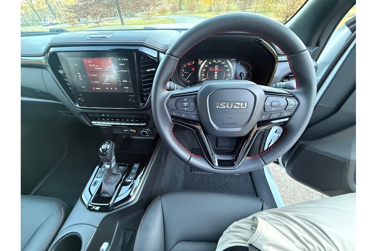 2025 Isuzu D-MAX X-TERRAIN 4X4