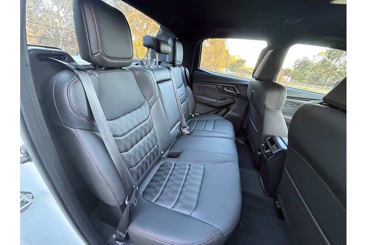 2025 Isuzu D-MAX X-TERRAIN 4X4