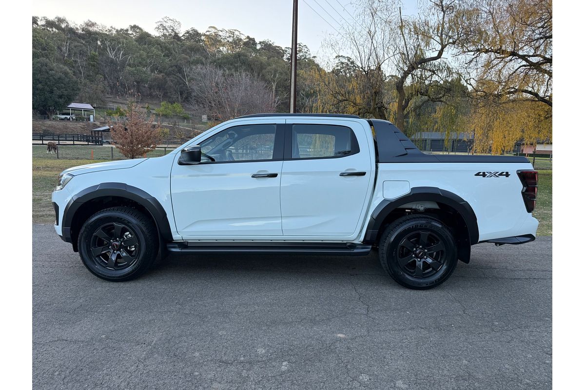 2025 Isuzu D-MAX X-TERRAIN 4X4