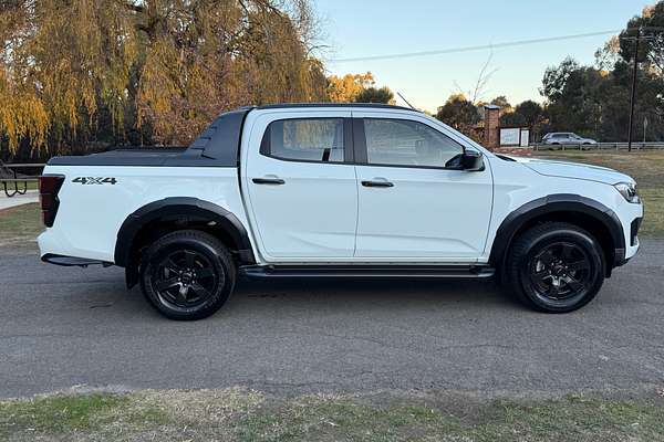 2025 Isuzu D-MAX X-TERRAIN 4X4