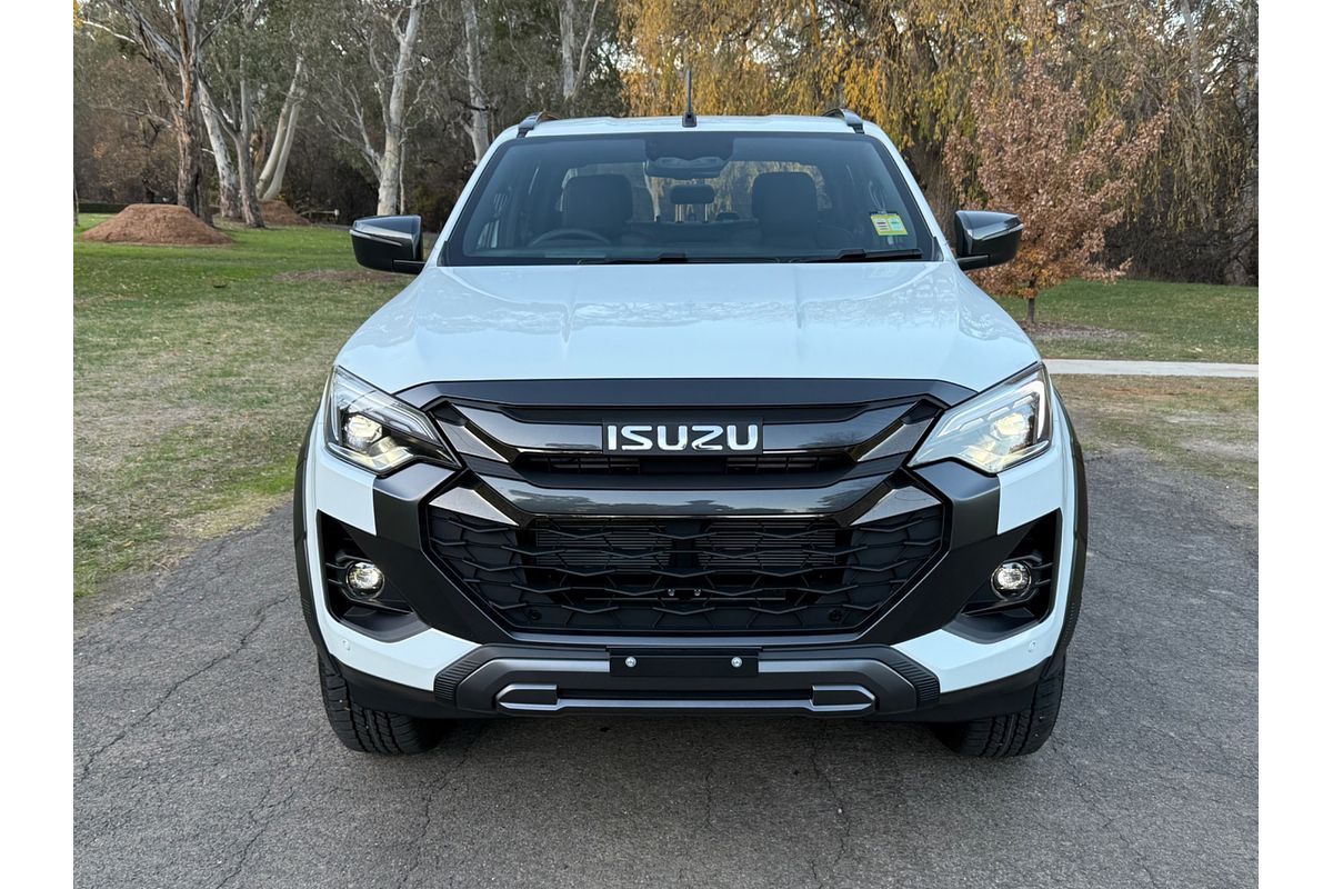 2025 Isuzu D-MAX X-TERRAIN 4X4