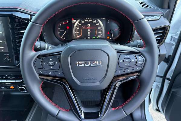 2025 Isuzu D-MAX X-TERRAIN 4X4
