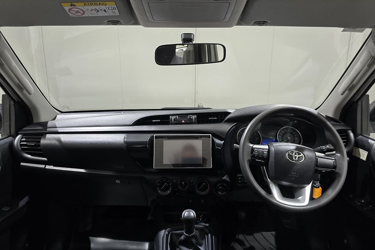 2019 Toyota Hilux Hilux 4x4 SR 2.8L T Diesel Manual Single Cab C/C GUN126R 4X4