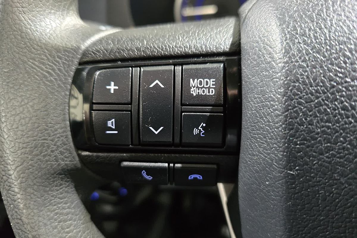 2019 Toyota Hilux Hilux 4x4 SR 2.8L T Diesel Manual Single Cab C/C GUN126R 4X4