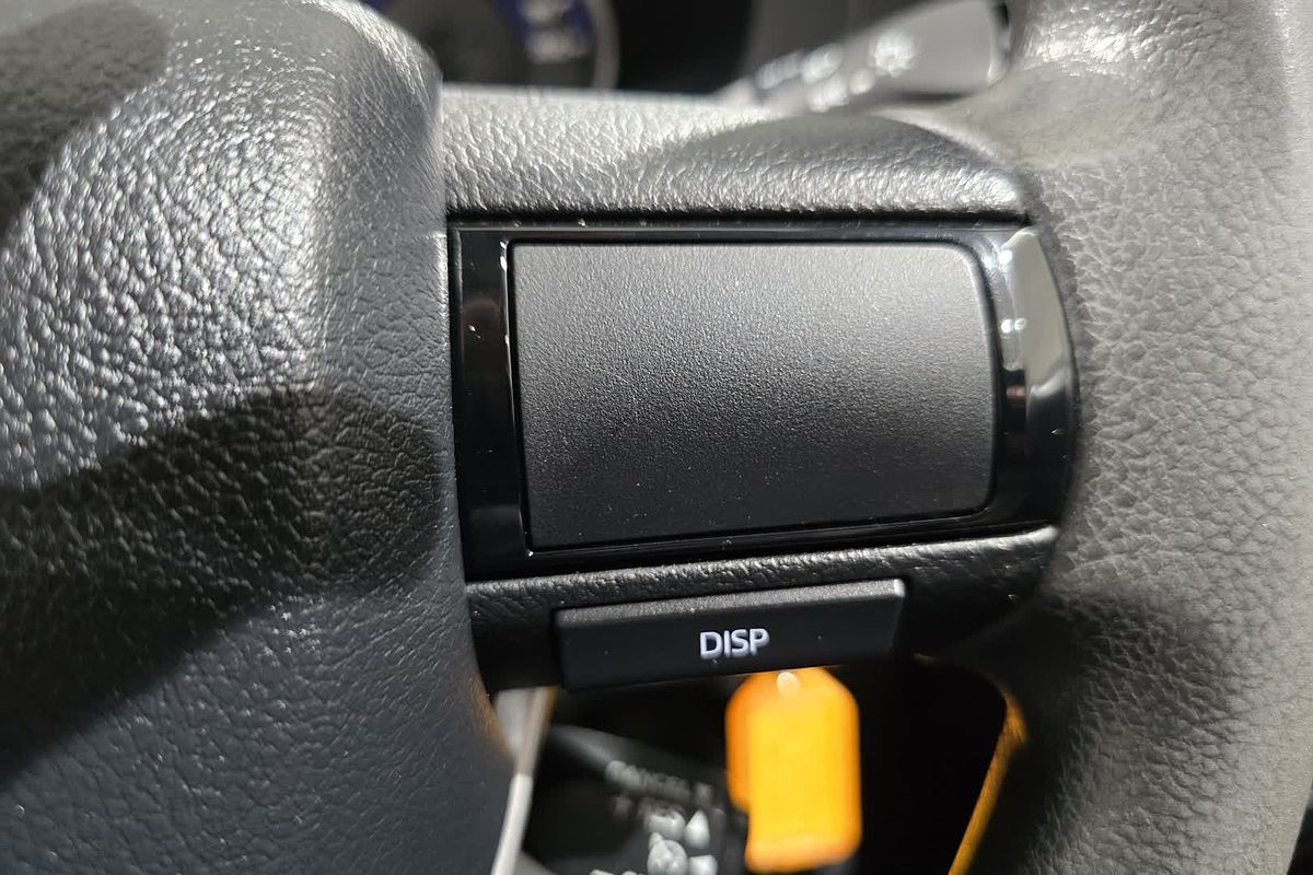 2019 Toyota Hilux Hilux 4x4 SR 2.8L T Diesel Manual Single Cab C/C GUN126R 4X4