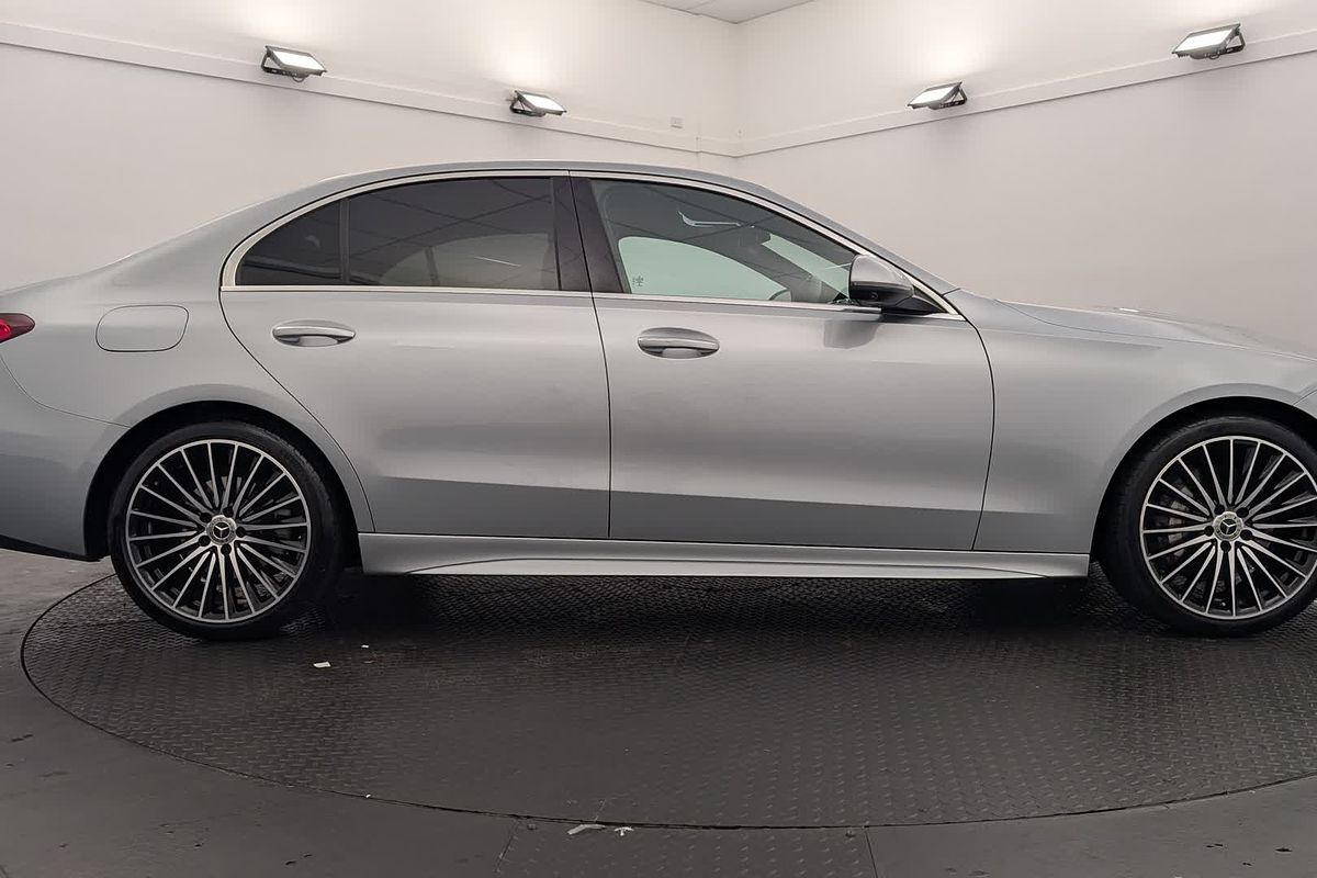 2023 Mercedes-Benz C-Class C300 W206