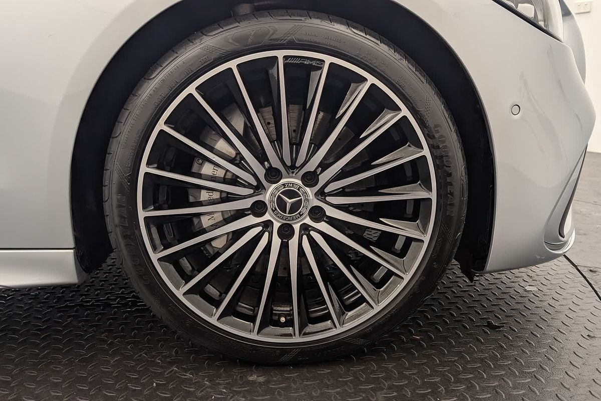 2023 Mercedes-Benz C-Class C300 W206