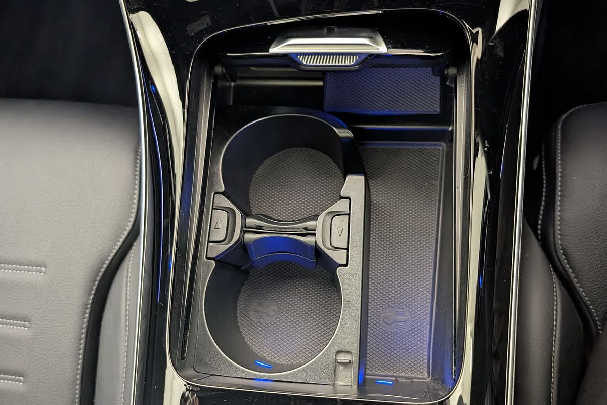 2023 Mercedes-Benz C-Class C300 W206
