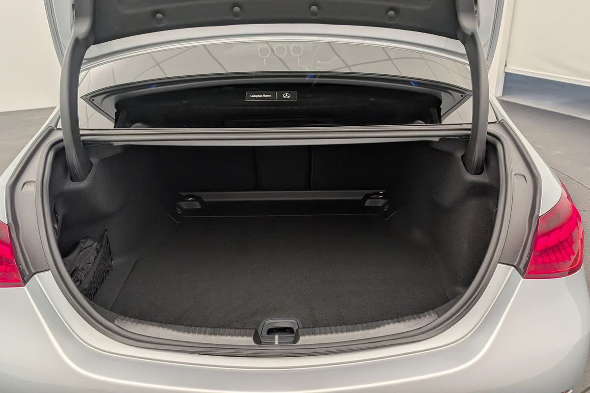 2023 Mercedes-Benz C-Class C300 W206