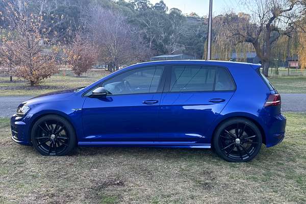 2015 Volkswagen Golf R Wolfsburg Edition 7