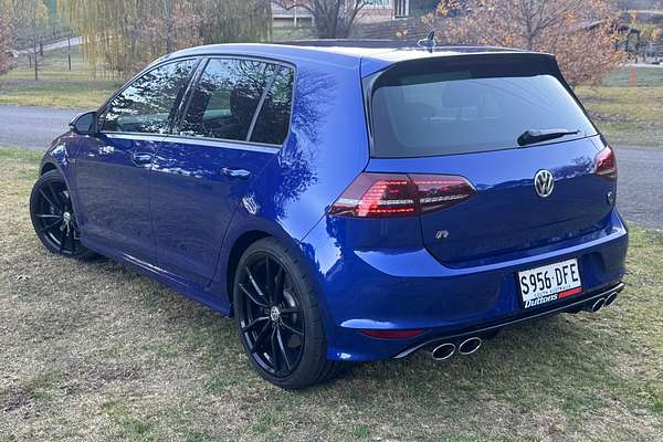 2015 Volkswagen Golf R Wolfsburg Edition 7