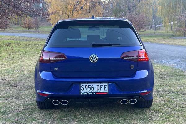 2015 Volkswagen Golf R Wolfsburg Edition 7