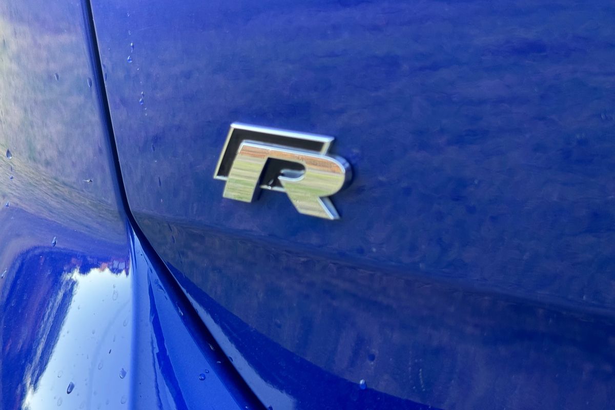2015 Volkswagen Golf R Wolfsburg Edition 7